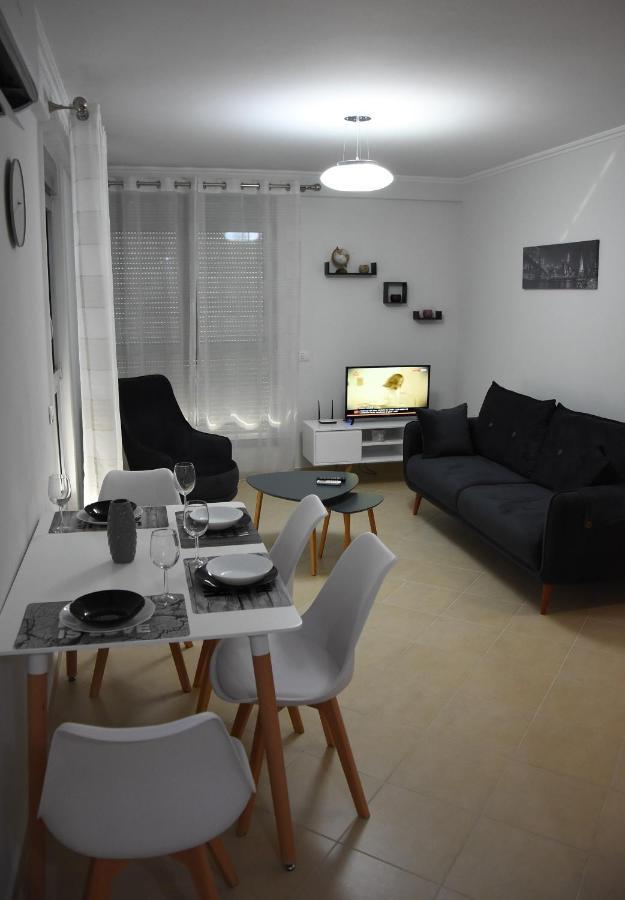Click Apartments - Tirana Zewnętrze zdjęcie